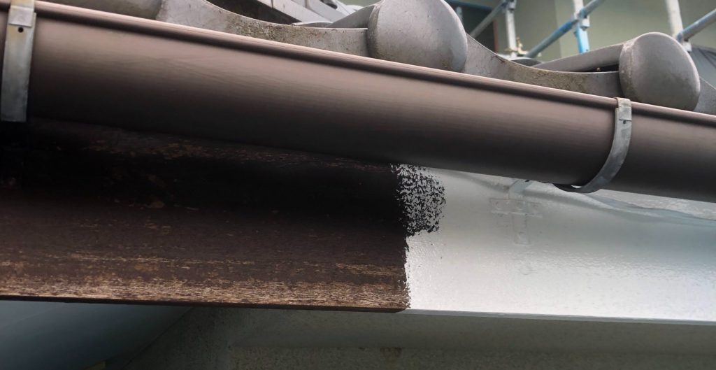 菊月塗装工業破風下塗り工程